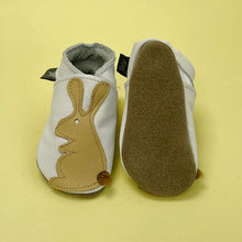 Load image into Gallery viewer, Baby Shoes - bunny
