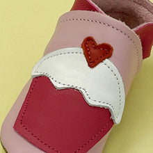 Load image into Gallery viewer, Baby Shoes - cup cake
