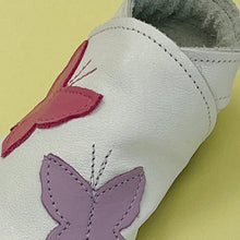 Load image into Gallery viewer, Baby Shoes - butterflies
