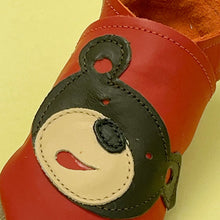 Load image into Gallery viewer, Baby Shoes - red bear
