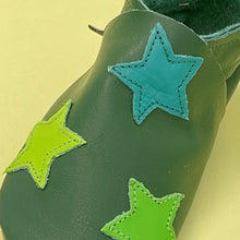 Load image into Gallery viewer, Baby Shoes - green stars
