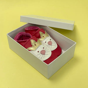 Baby Shoes - cat with crown