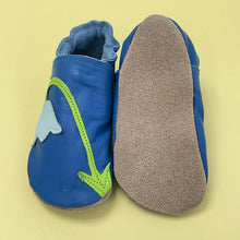 Load image into Gallery viewer, Baby Shoes - bluebell
