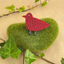 Load image into Gallery viewer, Christmas brooch - red bird
