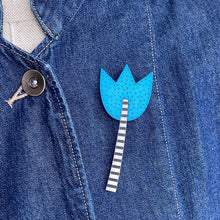 Load image into Gallery viewer, Scandi Brooch - blue tulip

