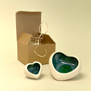 Ceramic heart bowl set