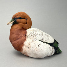 Load image into Gallery viewer, Ceramic  duck
