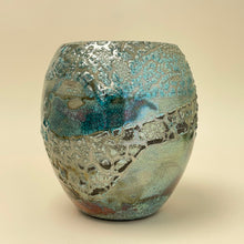 Load image into Gallery viewer, Medium raku vessel 2
