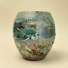 Load image into Gallery viewer, Medium raku vessel 2
