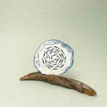 Load image into Gallery viewer, Porcelain Plaque - circle of fish
