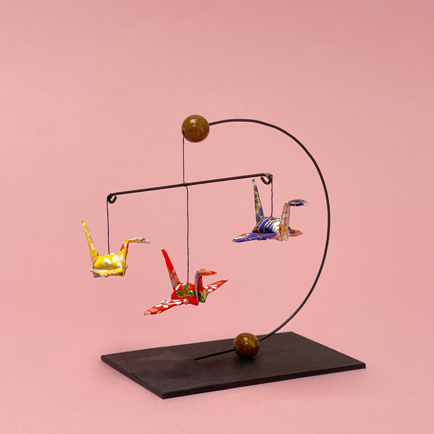 Origami boxed mini mobile- chrysanthemum