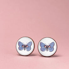 Load image into Gallery viewer, Porcelain button pair - butterfly
