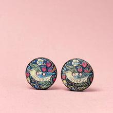 Load image into Gallery viewer, Porcelain button pair - Thrush
