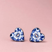 Load image into Gallery viewer, Porcelain button pair - heart flower
