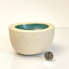 Load image into Gallery viewer, Salt pot - 1
