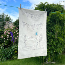 Load image into Gallery viewer, Sewing machine - tea towel
