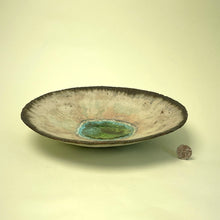 Load image into Gallery viewer, Decorative bowl - sea glass 5
