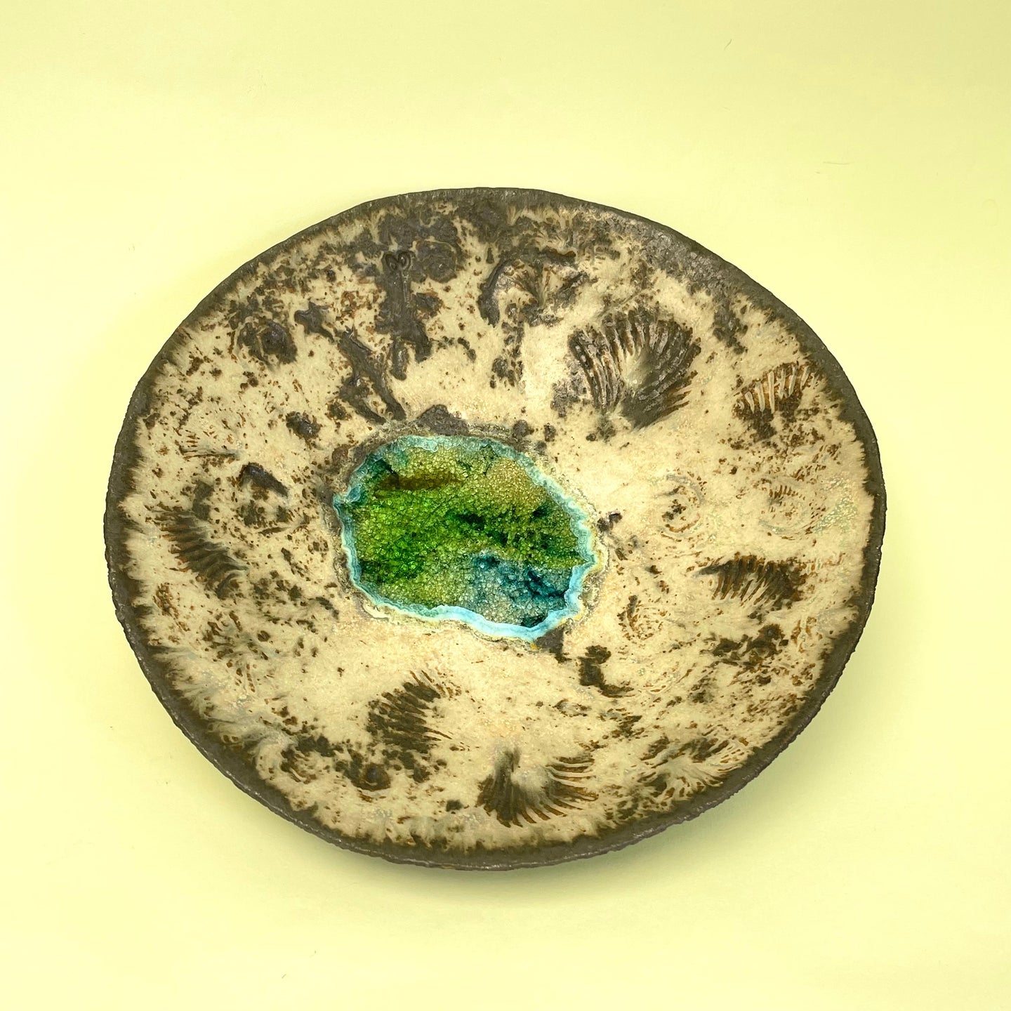 Decorative bowl - sea glass 3