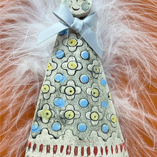 Load image into Gallery viewer, Ceramic hanging angel 1
