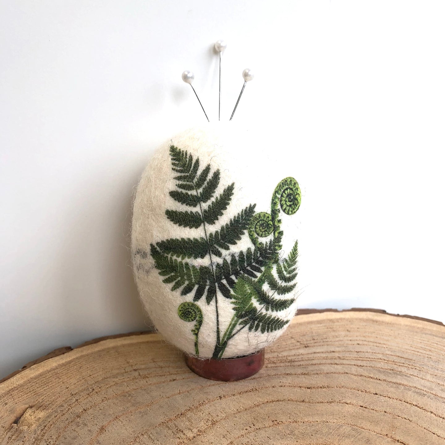 Felt pebble pin cushion - fern
