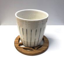 Load image into Gallery viewer, Oak fretwork coaster - hedgehog
