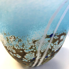 Load image into Gallery viewer, Hand blown Glass vase
