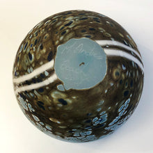Load image into Gallery viewer, Hand blown Glass vase
