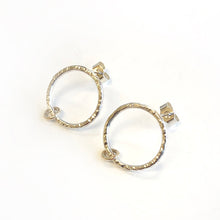 Load image into Gallery viewer, Silver &amp; gold ring studs
