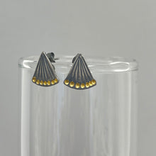 Load image into Gallery viewer, Fan stud earrings
