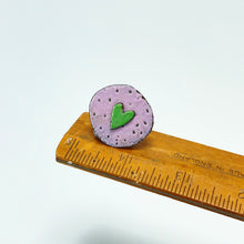 Load image into Gallery viewer, Enamel heart brooch - pink / green
