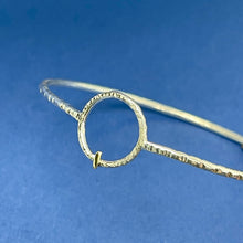 Load image into Gallery viewer, Silver &amp; gold bangle - Bar
