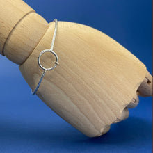 Load image into Gallery viewer, Silver &amp; gold bangle - Bar

