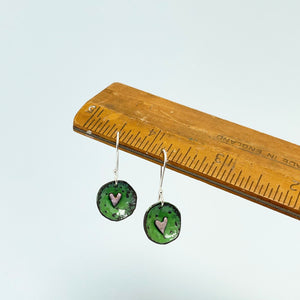 Enamel heart drop earrings -green / pink