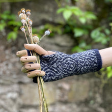 Load image into Gallery viewer, Luxury mitts - 12
