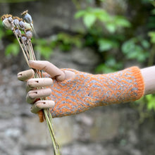 Load image into Gallery viewer, Luxury mitts - 2
