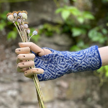 Load image into Gallery viewer, Luxury mitts - 3
