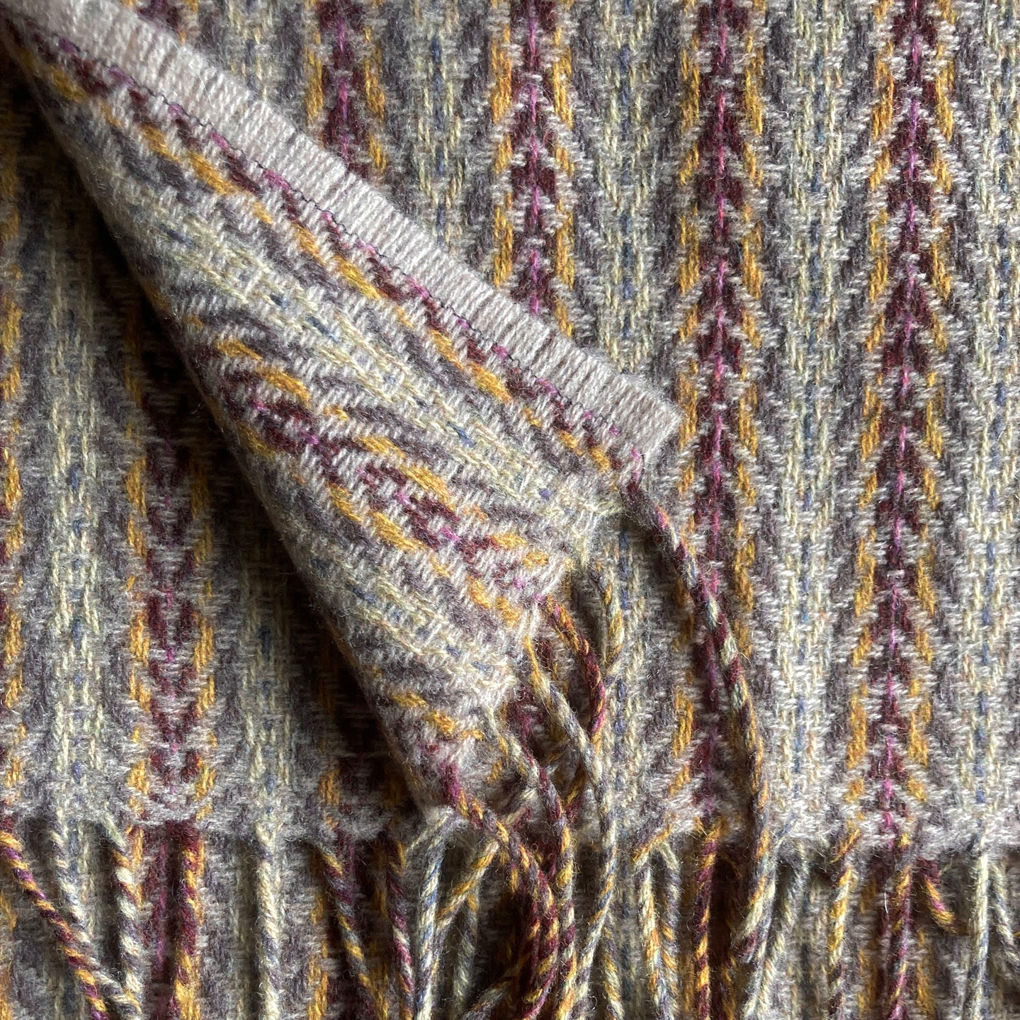 Merino lambswool woven scarf 9