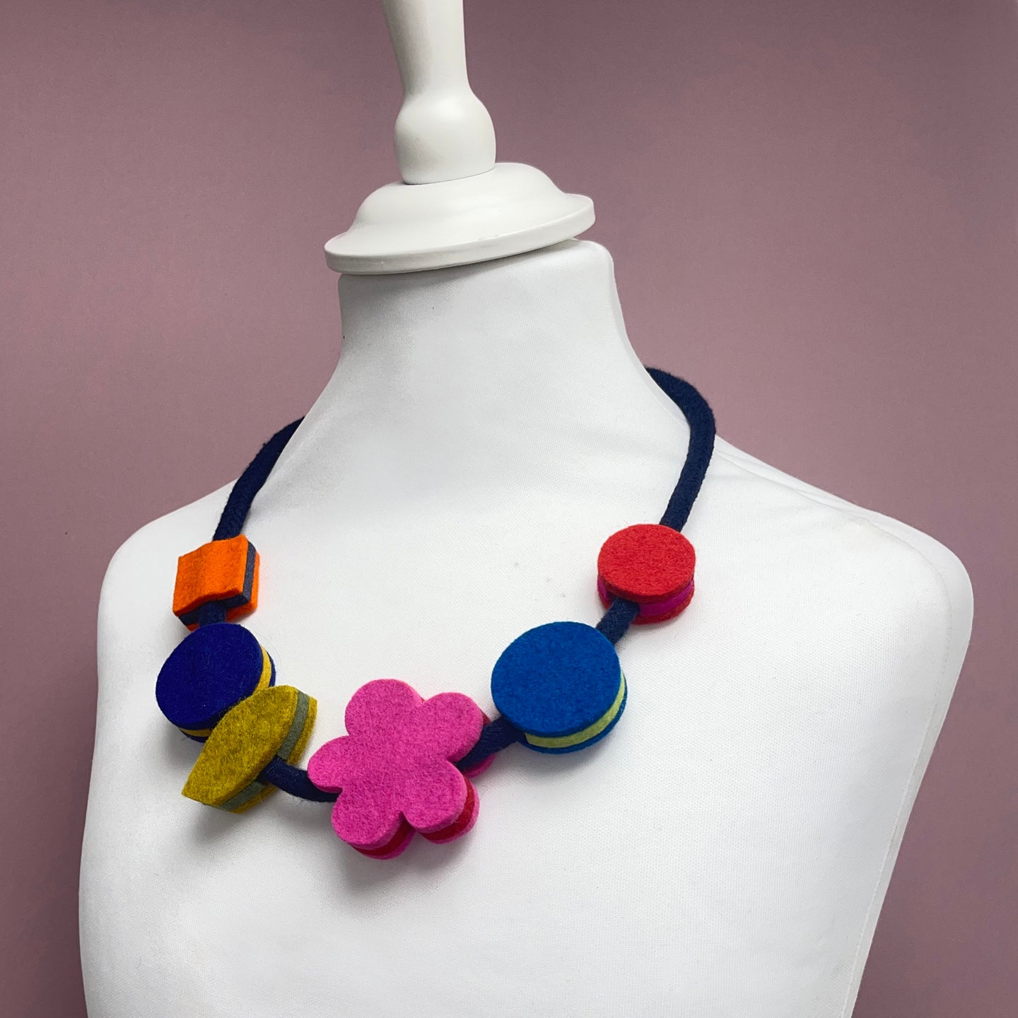 Felt bead necklace - flower