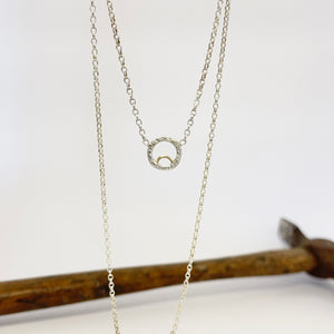 Tiny circle necklace - arch