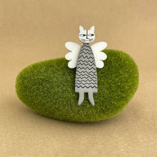 Load image into Gallery viewer, Scandi Brooch - angel cat
