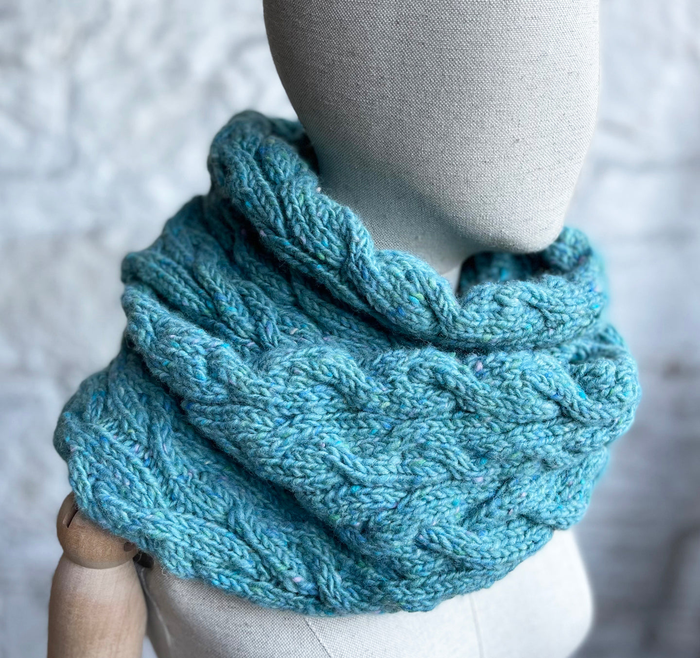 Classic cable hand knit scarf - blue
