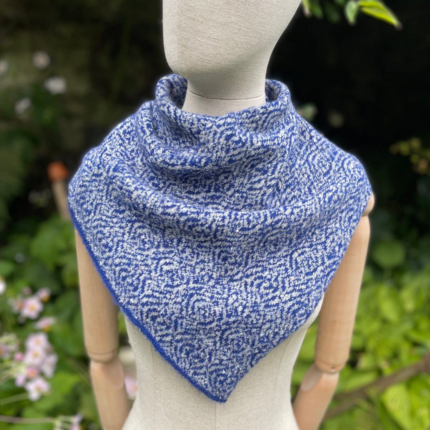 Triangular snood - 10